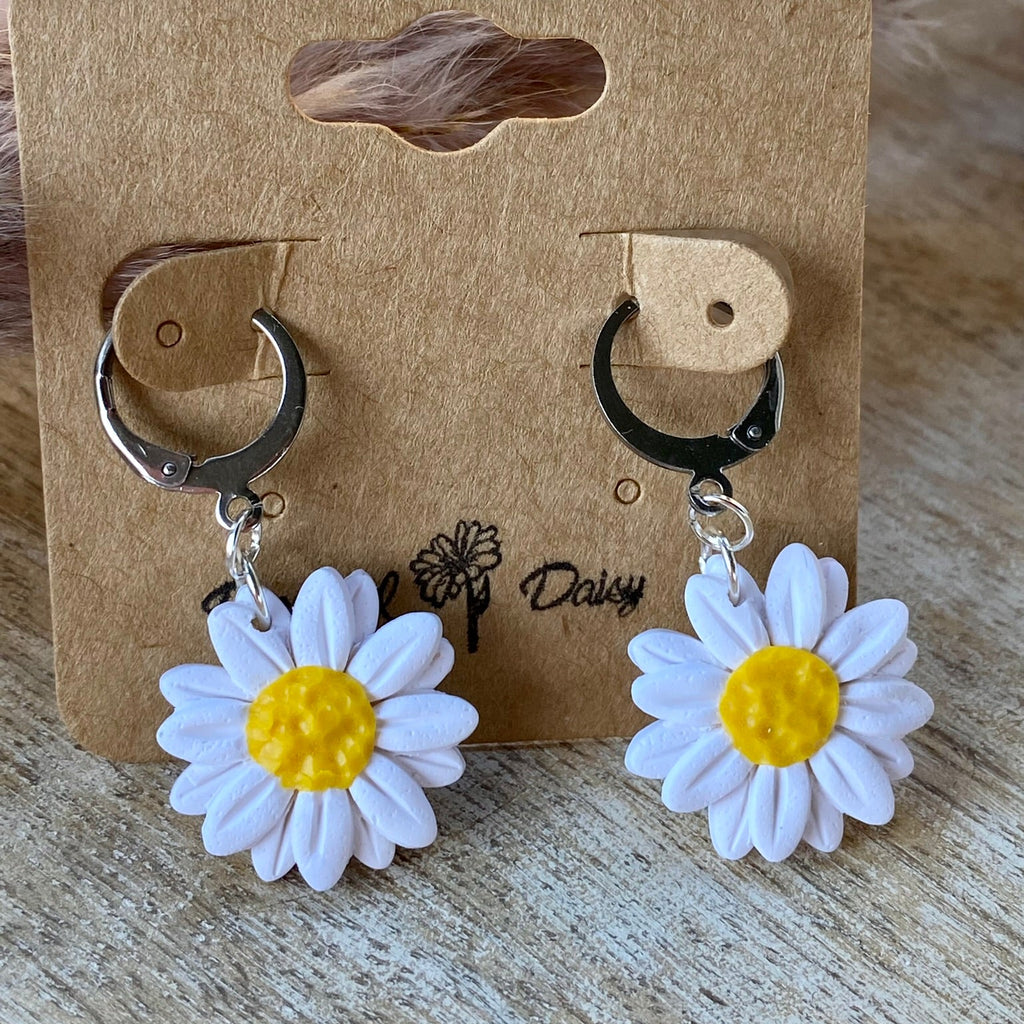 Daisy Dangle Huggies