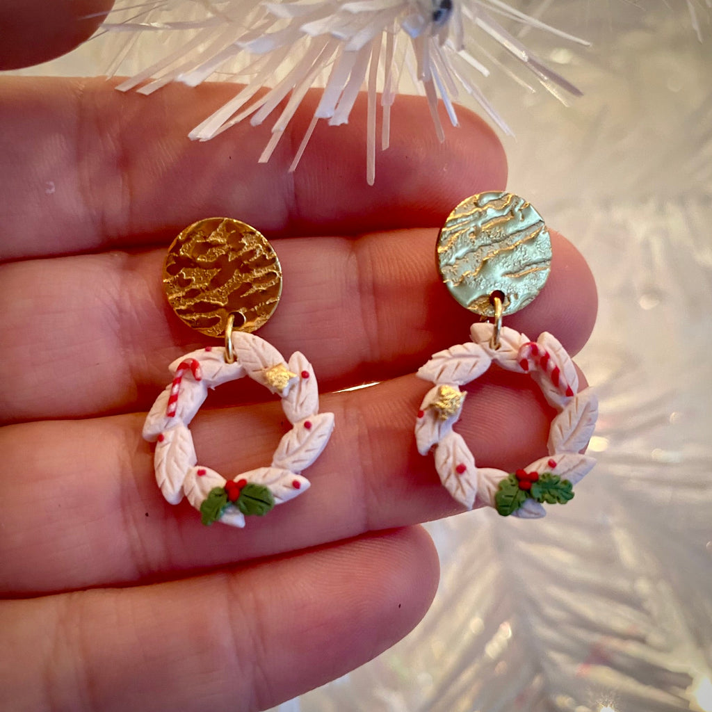 White Christmas Wreath