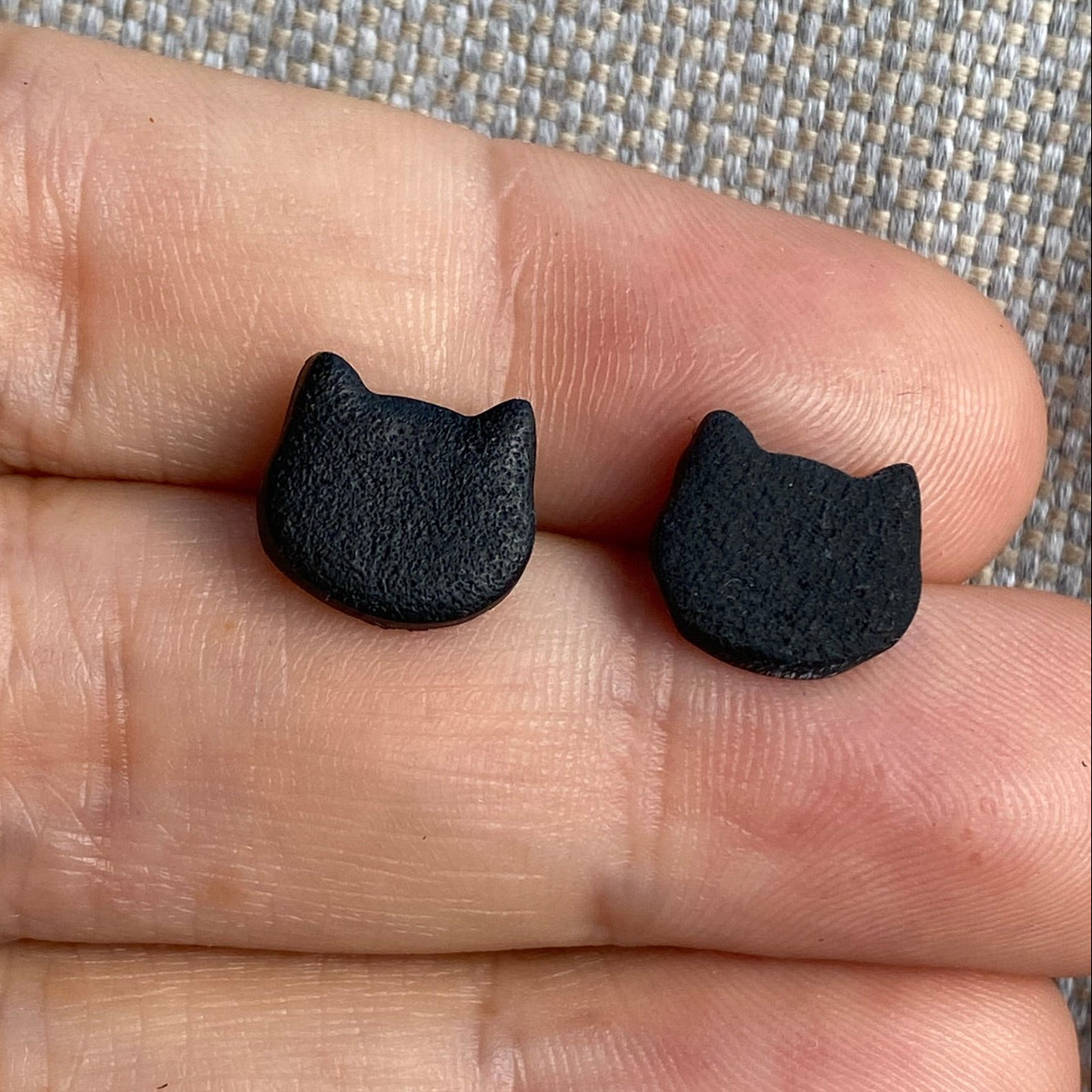 Black Cat Studs