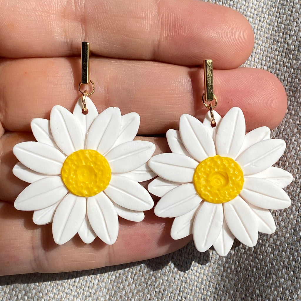 Big Mama Daisy Dangles