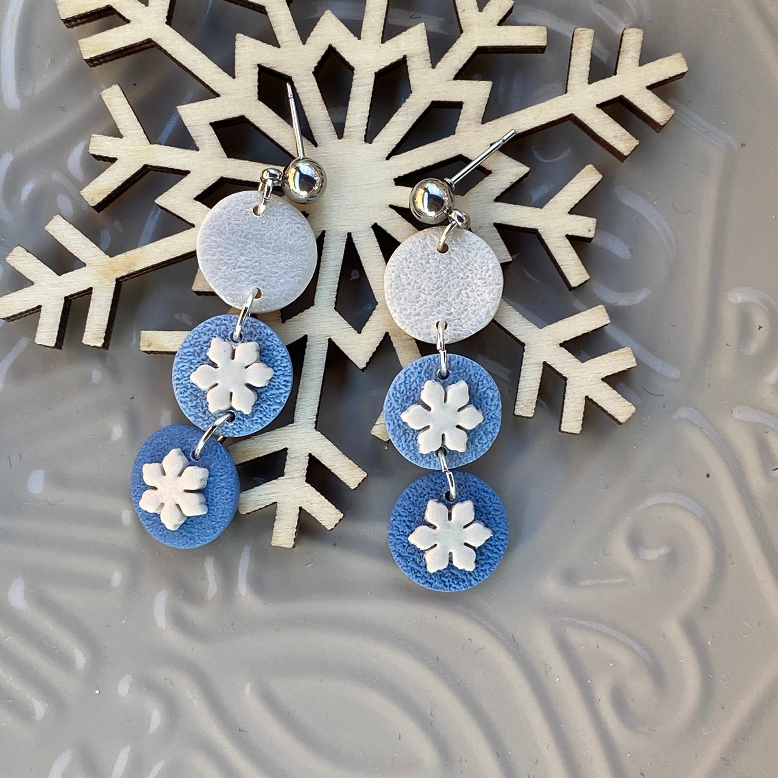 Snowflake Trio Dangles