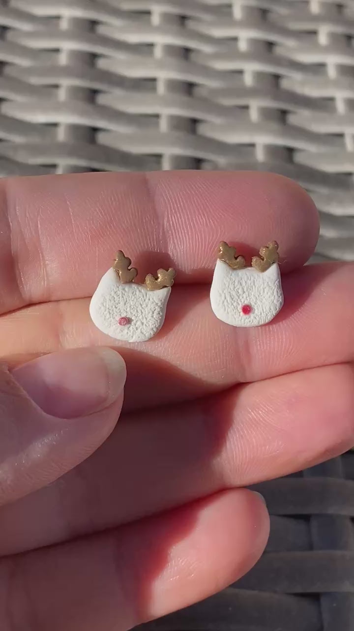 Reindeer Kitten Studs