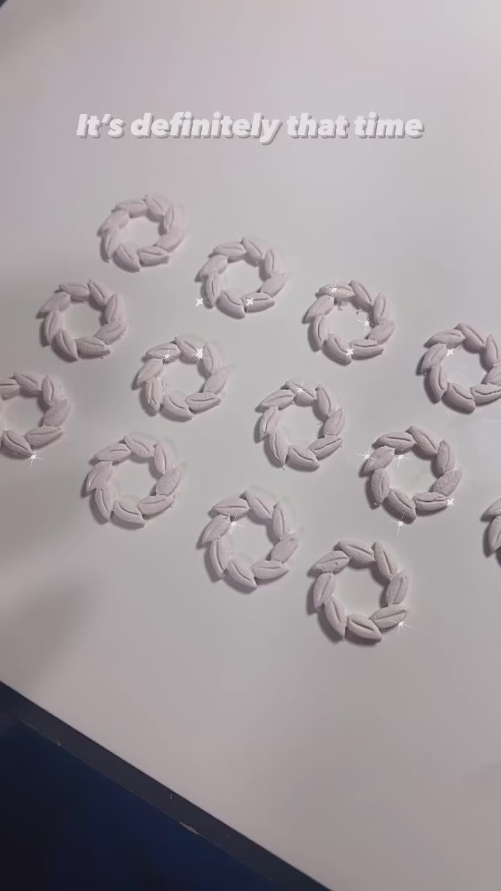 White Christmas Wreath